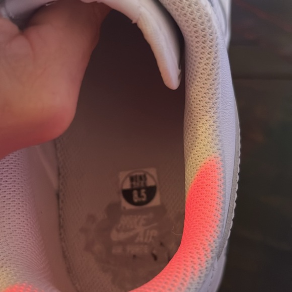 Nike Air Force 1 Low Triple White Leather Men 8.5 - Picture 7 of 7